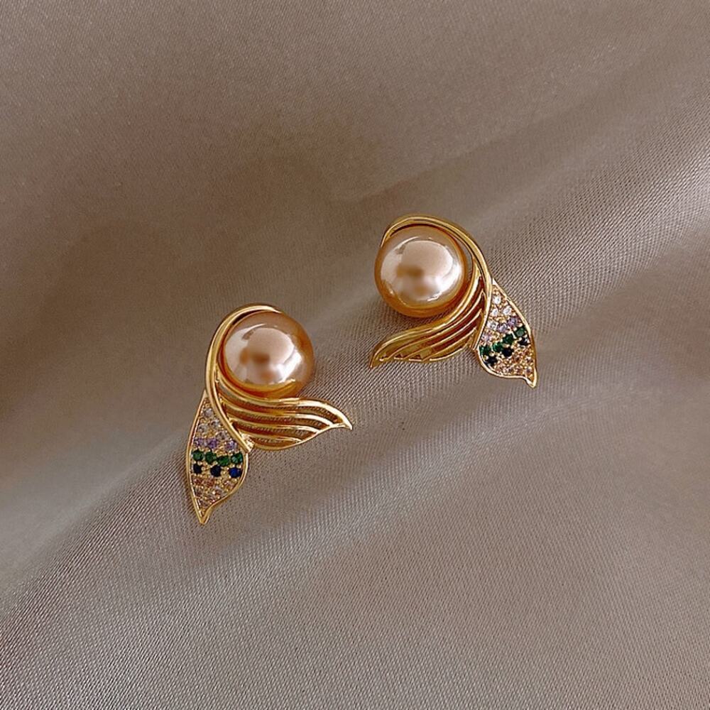 Gold and Cream Pearl Swirl Earrings. Mermaid Tail Design. Blue Green Accents. - Picture 2 of 5